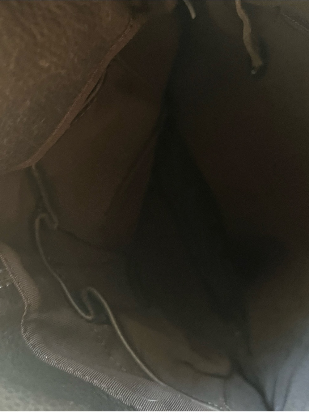 Duluth Trading Co Everyday Leather Hobo Shoulder Bag in Dark Brown - Picture 9 of 16